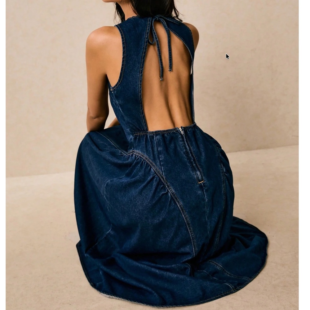 Dark Wash Open Back Sleeveless Flared Hem Denim Dress - Picture 2 of 5